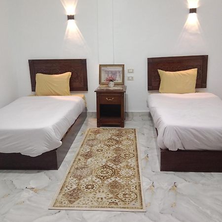 Abo Stait - Pyramid View Homestay Kafrat al Jabal Exterior photo