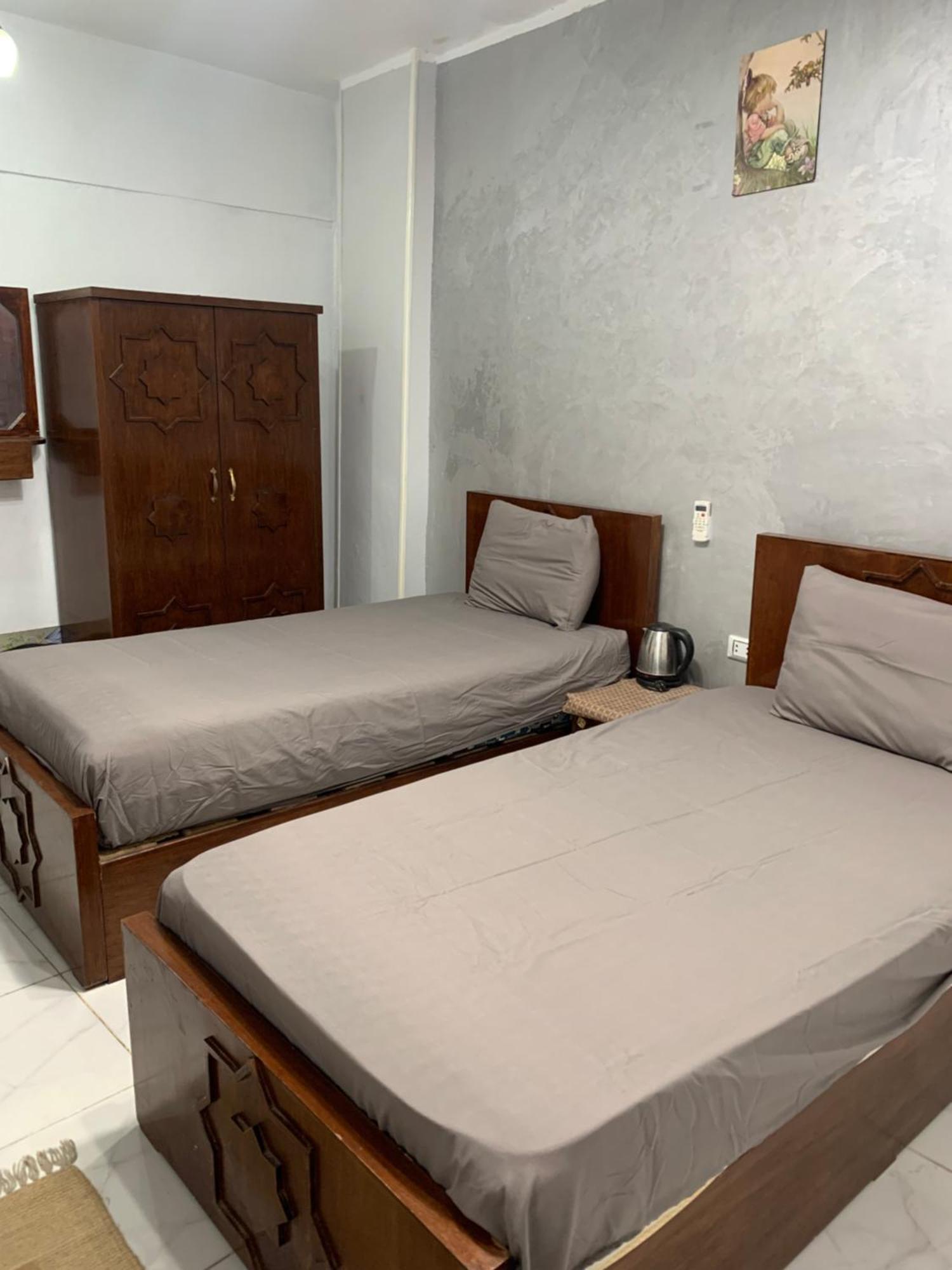 Abo Stait - Pyramid View Homestay Kafrat al Jabal Exterior photo
